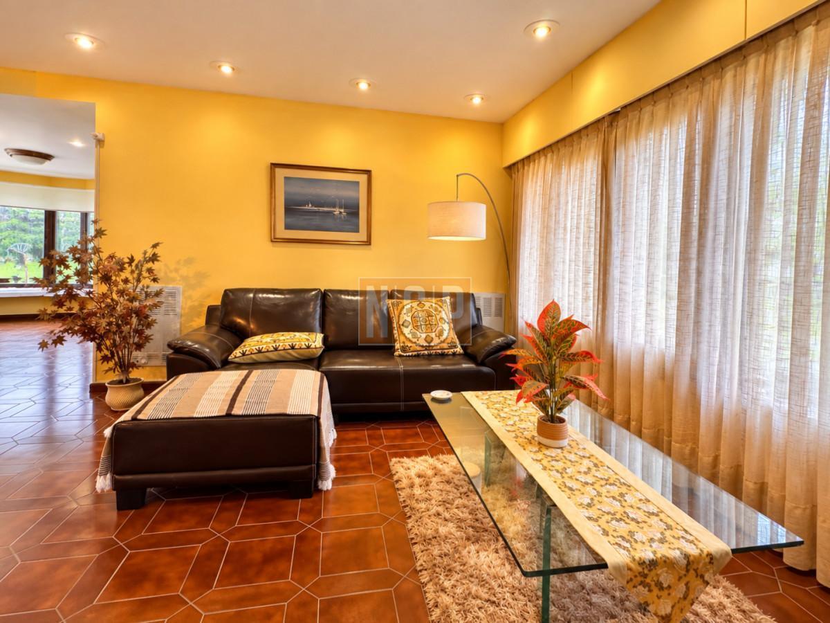 Foto de Venta casa 8 dormitorios. Cantegril, Punta del Este, imagen 3