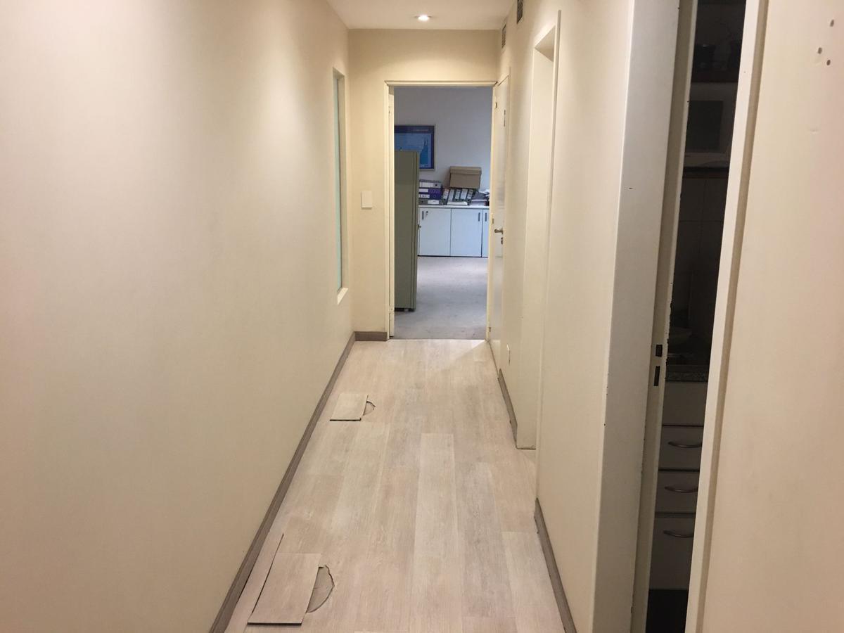 Foto de Venta - Oficina - San Nicolás - 320 m2 - 2 cocheras - buena vista, imagen 2