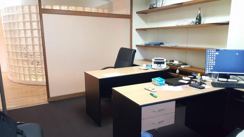 Venta Regia Oficina en Dock con Excelente Vista Al Dique y Puente de La Mujer! U$450.000 con Coch 1