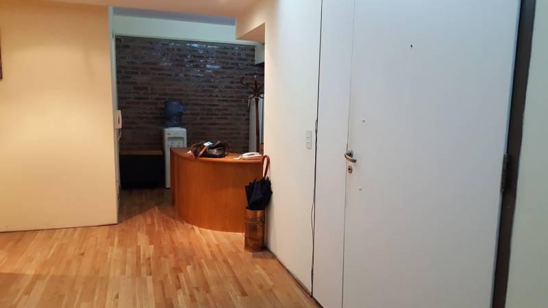 Venta Regia Oficina en Dock con Excelente Vista Al Dique y Puente de La Mujer! U$450.000 con Coch 3