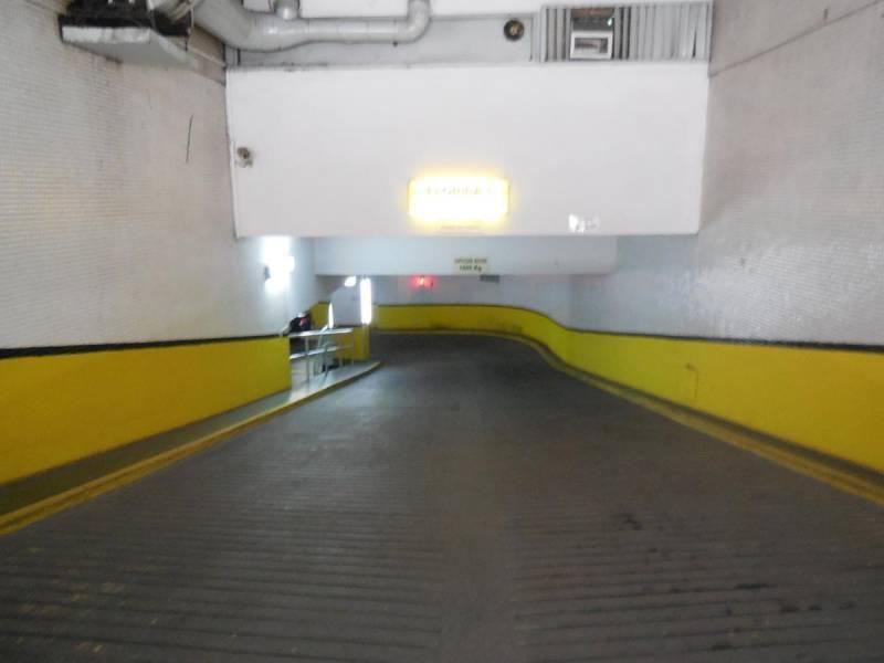 Foto de VENTA OF PALACIO DE LAS SOCIEDADES 190 m2 muy luminosa piso altura, imagen 3