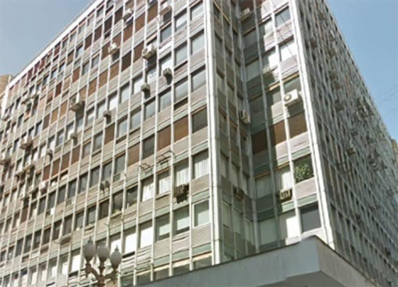 VENTA OF PALACIO DE LAS SOCIEDADES 190 m2 muy luminosa piso altura media con 2 cocheras optativas US