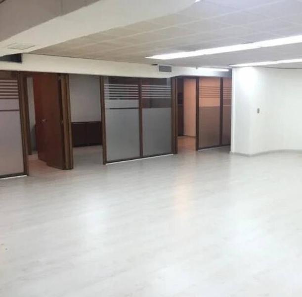 Foto de VENTA OF PALACIO DE LAS SOCIEDADES 115 m2 muy luminosa piso ALTO con 1, imagen 4