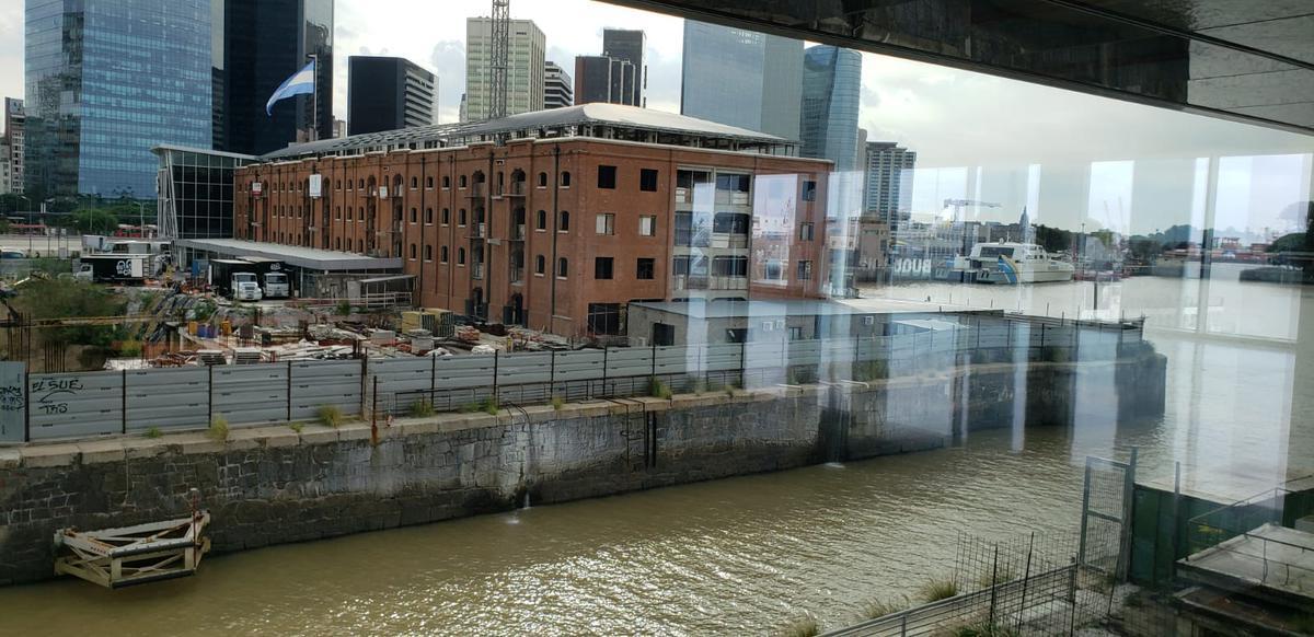 Foto de Alquiler - Oficina - Puerto Madero - Clase A - 1085 m2 - 11 cocheras, imagen 2