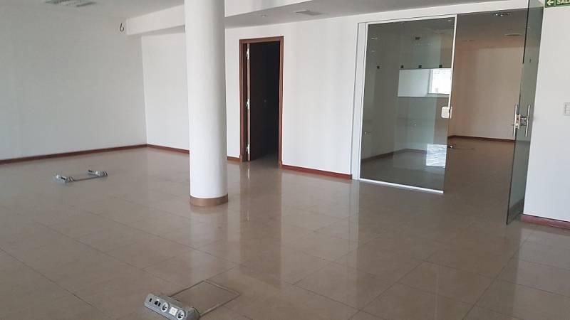Foto de Excelente semipiso de oficina 297 m2 RECICLADO A FULL en muy buen, imagen 2