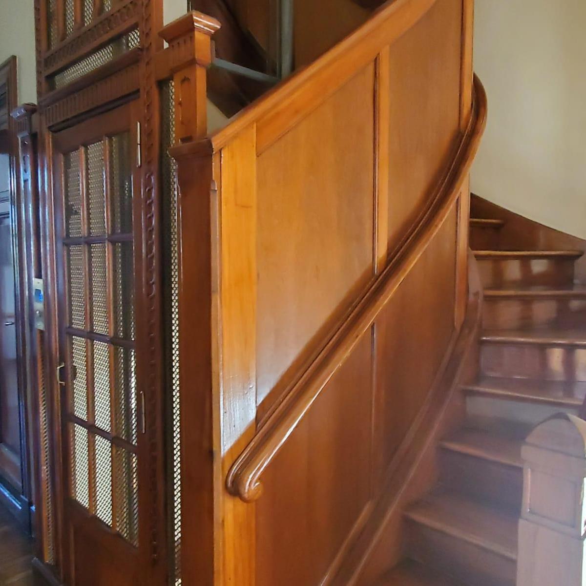 Venta - Casa - Belgrano R - 573 m² - 4 Dorm. - 13 Ambientes 2