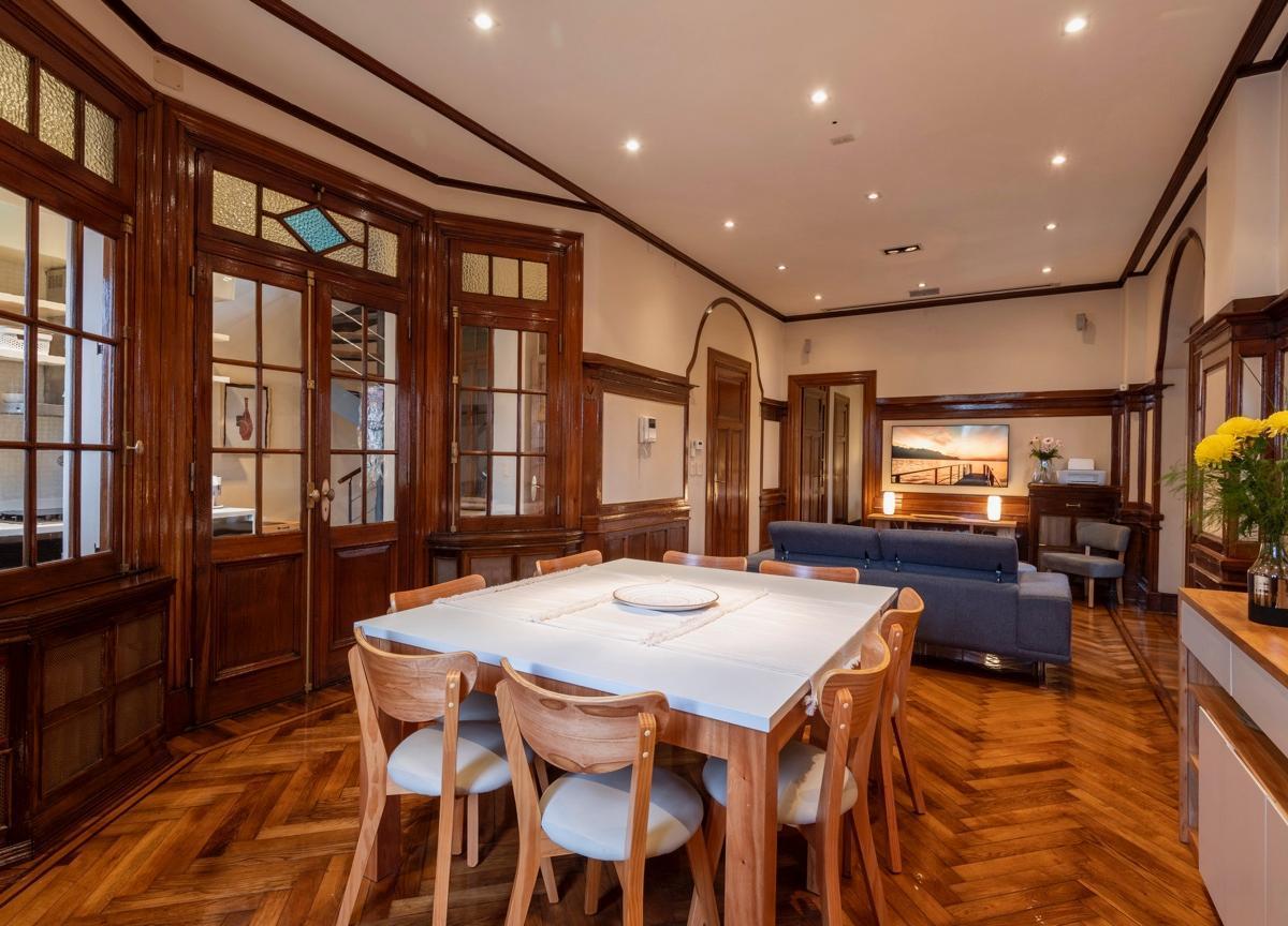 Venta - Casa - Belgrano R - 573 m² - 4 Dorm. - 13 Ambientes 4