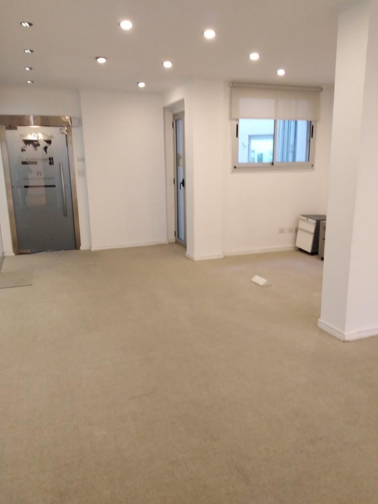 Alquiler - Oficina A - Retiro - 211 m2 - 1 cochera - racionalista