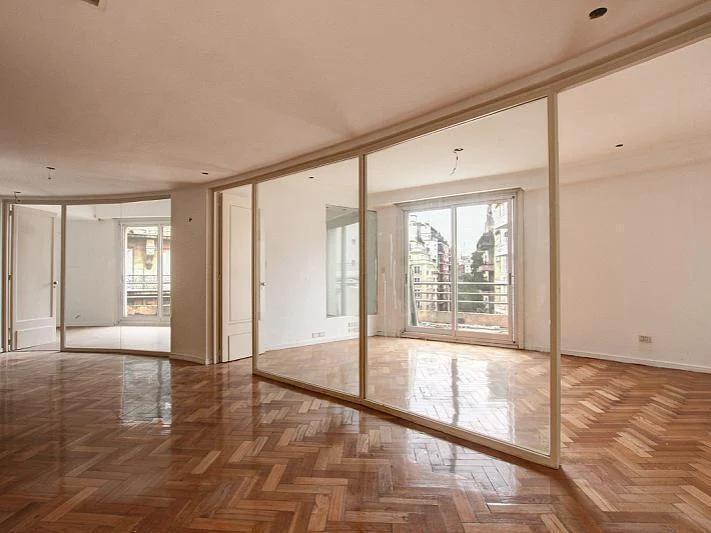 Alquiler - Oficina a - Retiro - 320 m². Racionalista - 1 Cochera 2