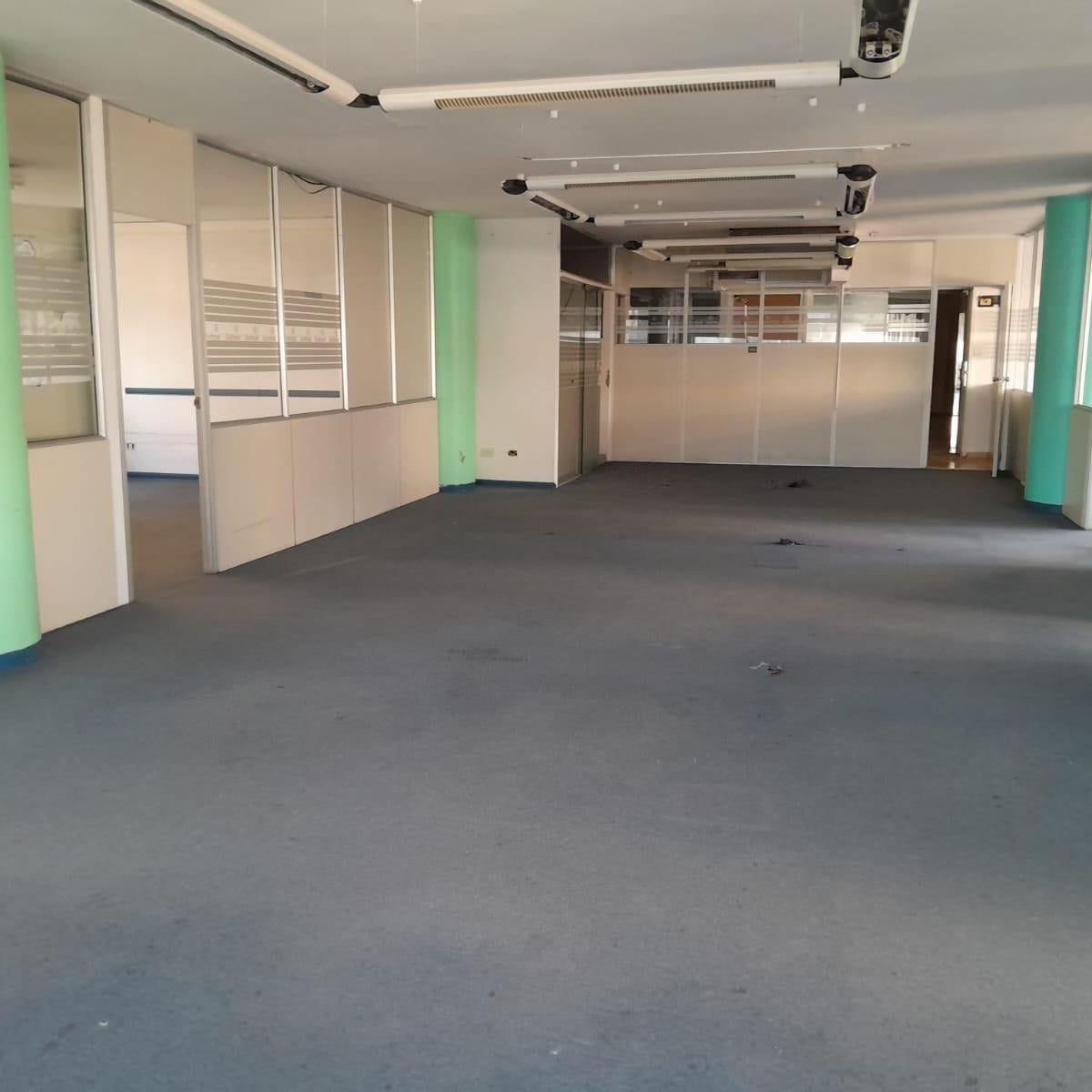 Foto de Alquiler - Oficina AA - Retiro - 500 mts piso completo - 4 cocheras, imagen 2