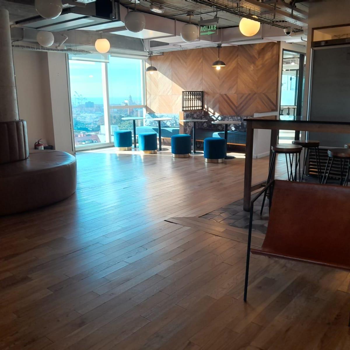 Alquiler - Oficina a + - Retiro - 500 m² - 4 Cocheras - Piso Alto Vista 4