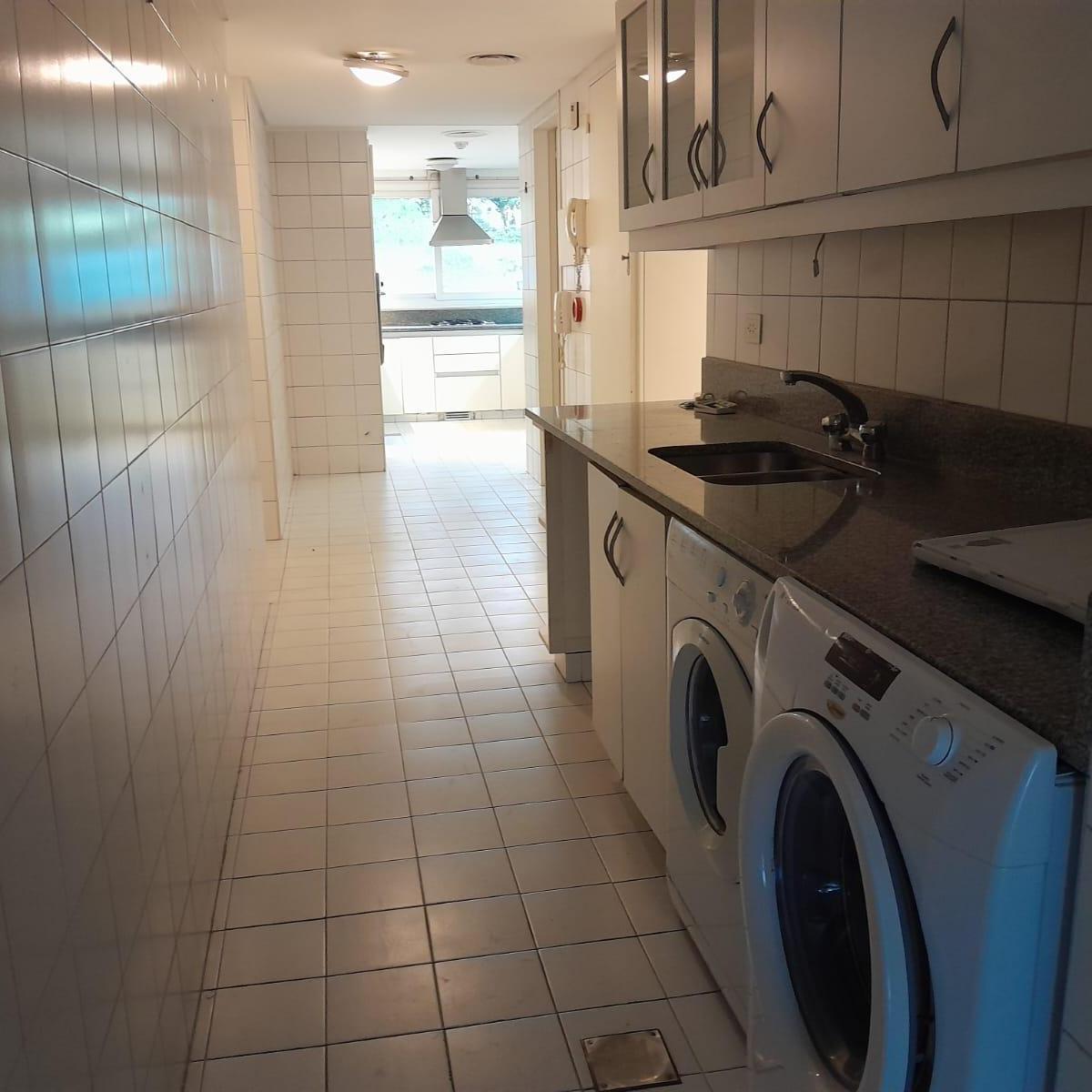 Venta - Departamento - Recoleta - Retiro - 3 Suites - Dependencia - 2 Cocheras 2