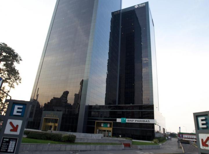 Alquiler - Oficina AAA - Retiro - Catalinas - Alem Plaza - 1700m2 - 16 cocheras