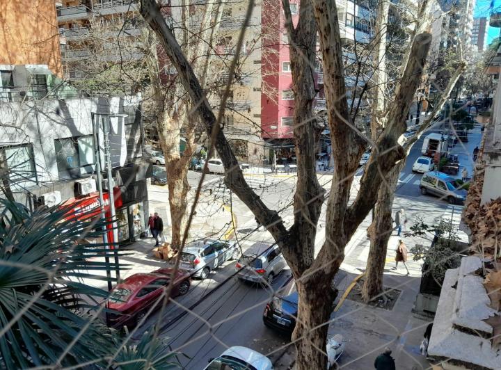 Alquiler - Local - Cañitas Imprenta - 350 m2 - 3 plantas - cochera 2 autos 1