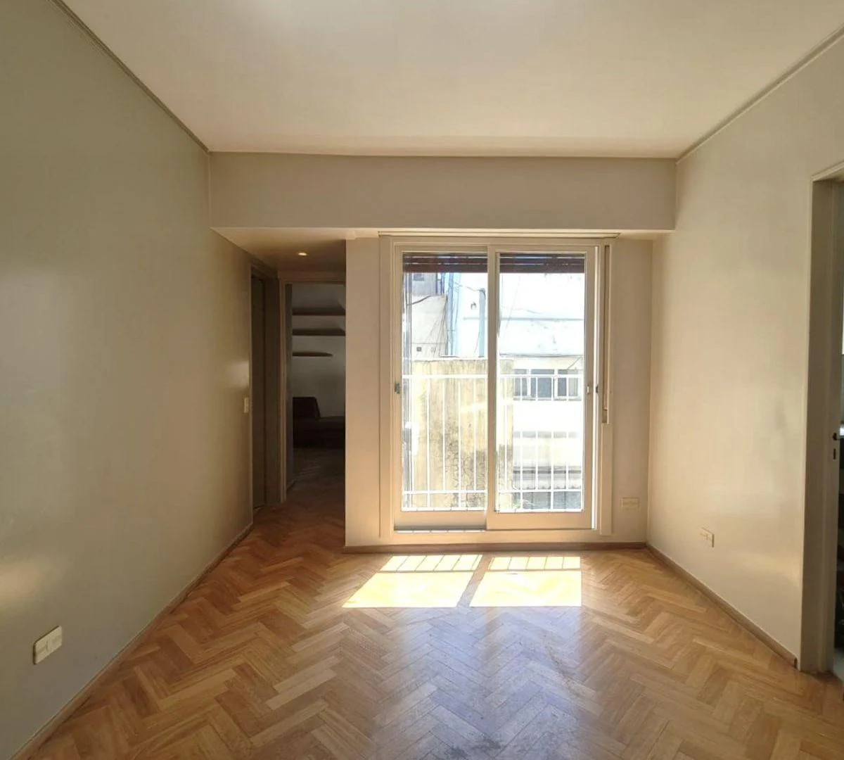 Foto de Alquiler - Departamento - Retiro - 2 amb - cfte - cochera, imagen 4
