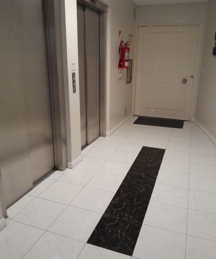 Alquiler - Oficina - Palermo Nuevo - 245 m2 - 2 cocheras