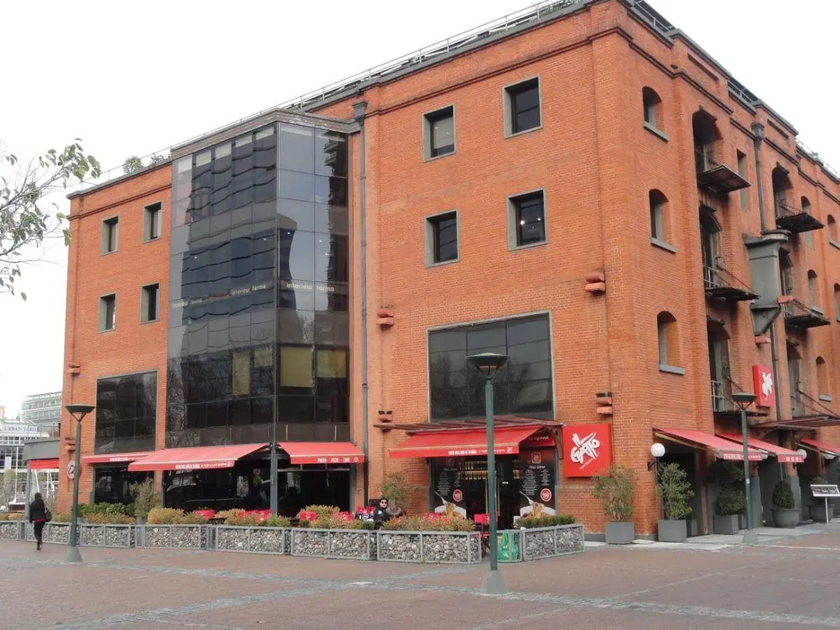 Alquiler - Oficina - Puerto Madero - Dock - 480m2 - 6 cocheras - despachos - área libre - vista rio 3