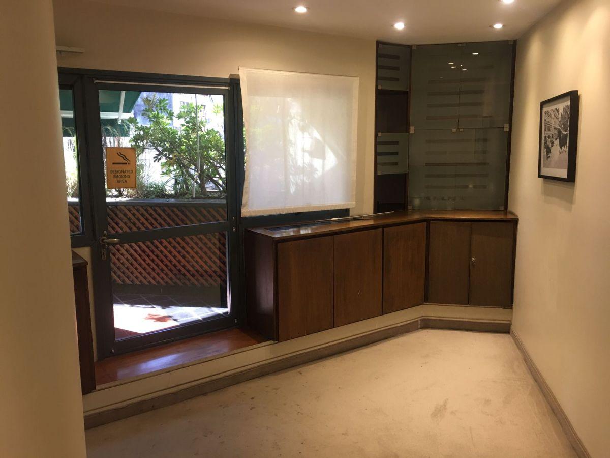 Foto de Alquiler - Oficina -San Nicolás -320 m2 - 2 cocheras - muy buen estado, imagen 5
