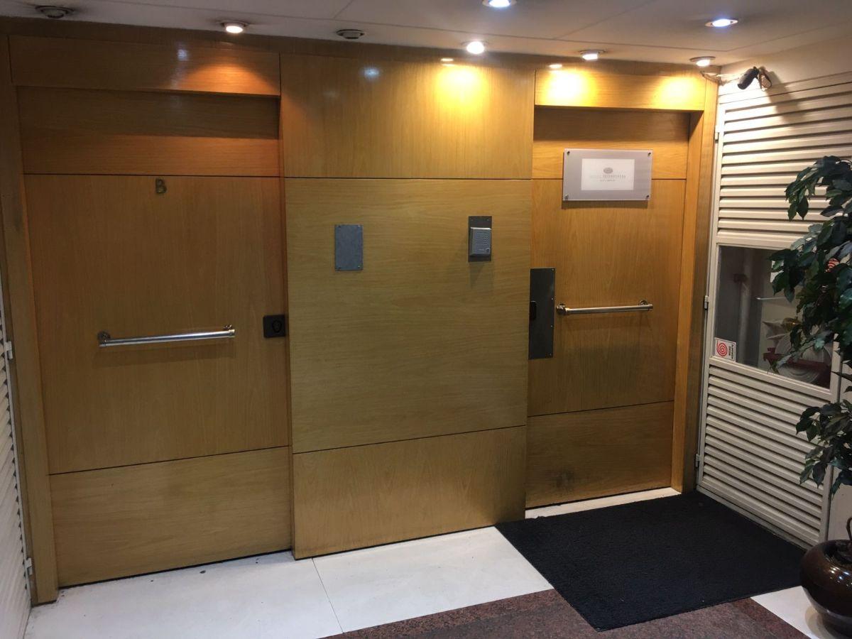 Foto de Alquiler - Oficina -San Nicolás -320 m2 - 2 cocheras - muy buen estado, imagen 1