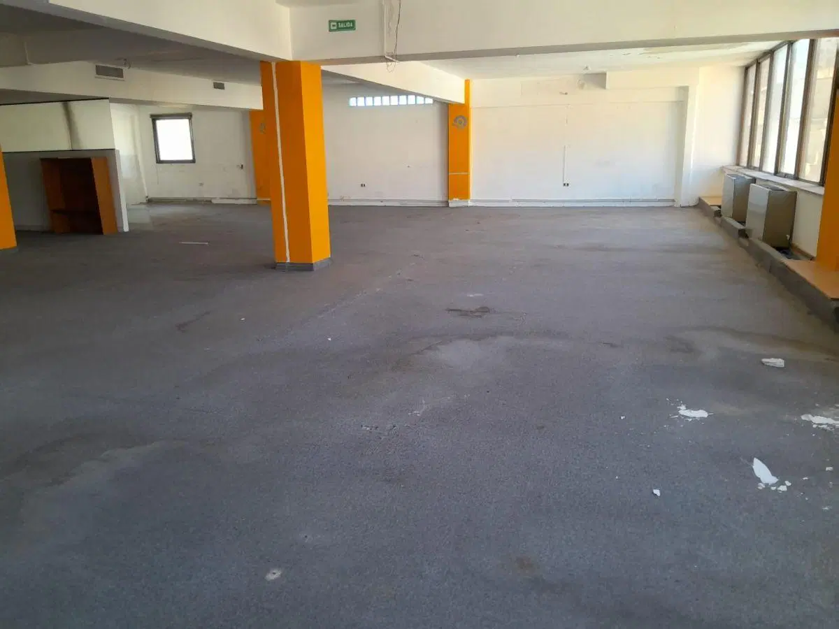 Alquiler - Oficina - Retiro - San Nicolás -210 m2 - 1 cochera 4