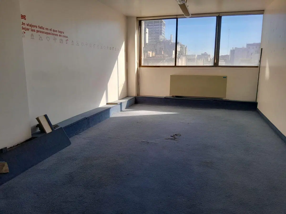 Alquiler - Oficina - Retiro - San Nicolás - semipiso - contrafrente - 194 m2 - 1 cochera - 4
