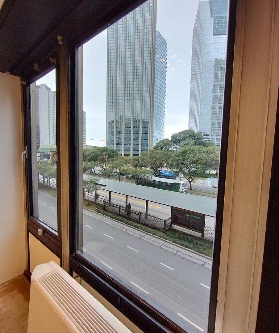 Venta - Oficina - Retiro - VENTA CON RENTA h/ Octubre 2026 - 1.050m2 - 8 cocheras - P. Libre - GYM