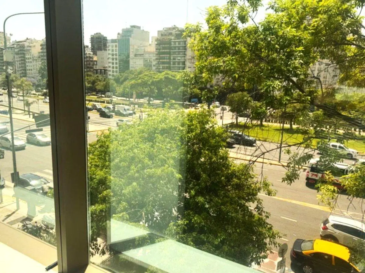 Alquiler - Oficina - Retiro - 379 m2 - 200 m2 terraza propia - 3 cocheras - curtain wall 5