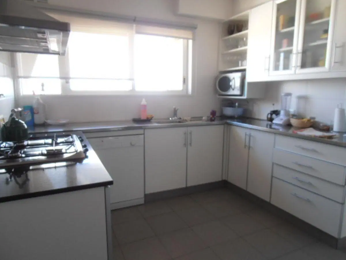 Venta - Departamento - Recoleta - 230m2 - ALTO - LyC - 3 dormitorios - escritorio - 2 cocheras, dep. 5