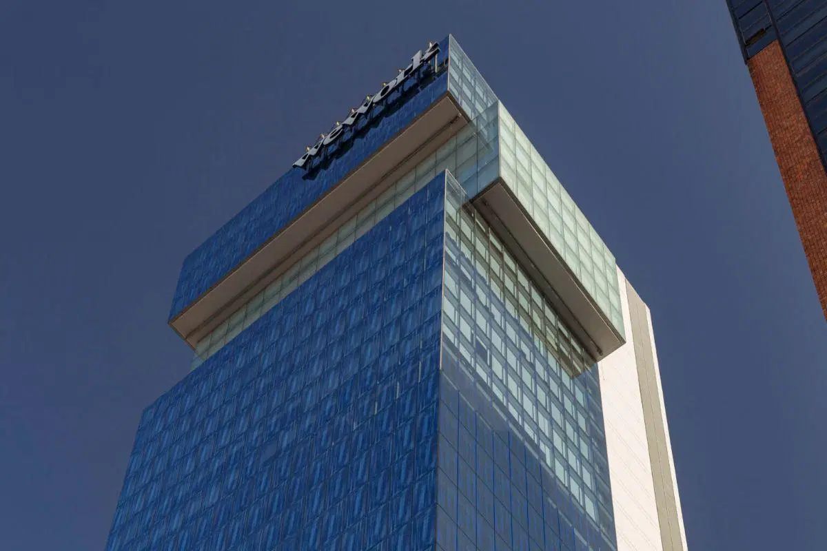 Alquiler - Oficina A+ - San Nicolás - Torre Odeón - piso muy alto - 586m2 - planta libre - 6 cochera 3