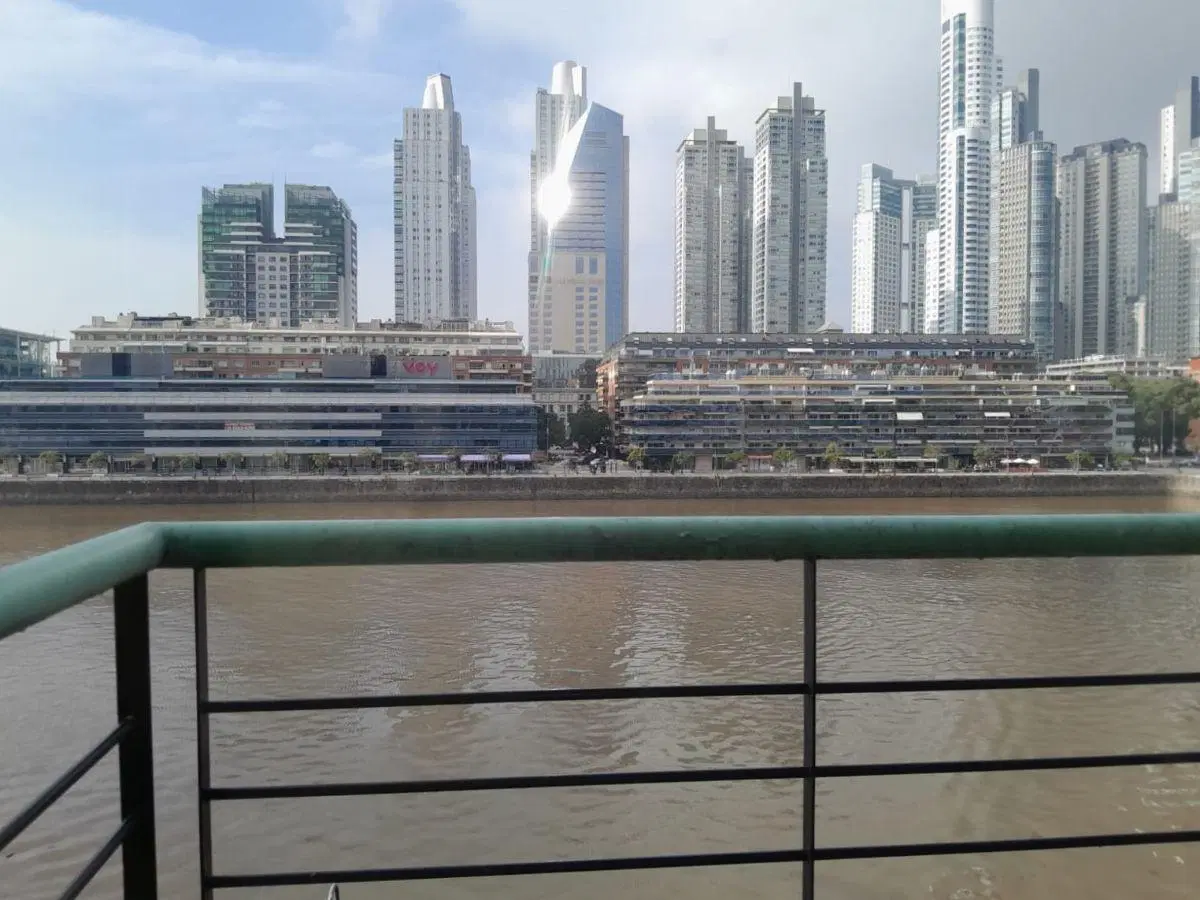 Alquiler - Oficina - Puerto Madero -104 m2 - 2 baños - 1 cochera - vista dique 2