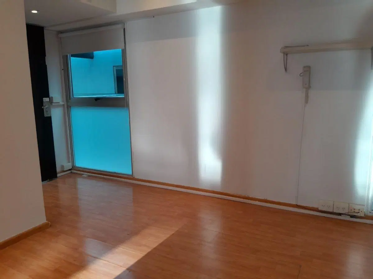 Alquiler - Oficina - Puerto Madero -104 m2 - 2 baños - 1 cochera - vista dique 4