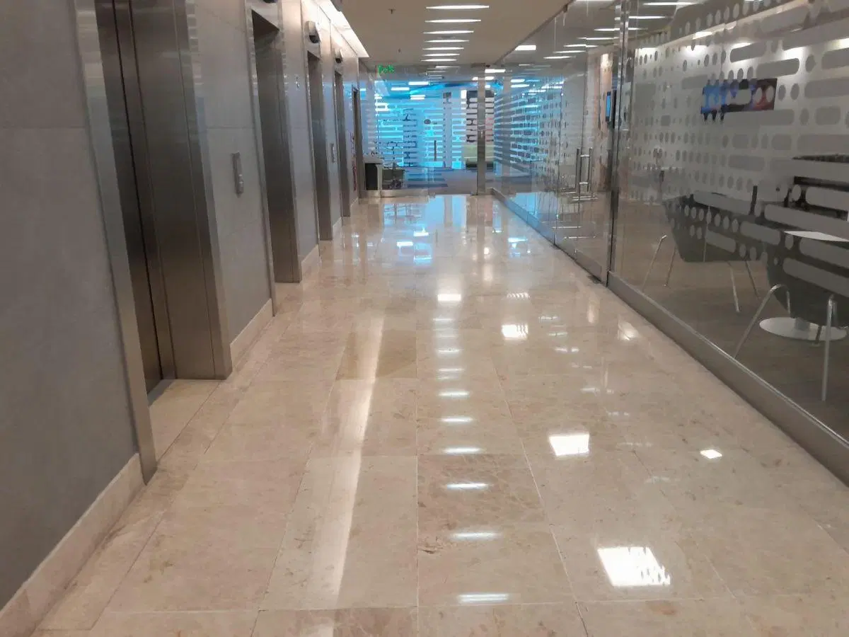 Alquiler - Oficina A+ - Saavedra - Dot - 1540 m2 - 15 cocheras - piso completo - alto 2