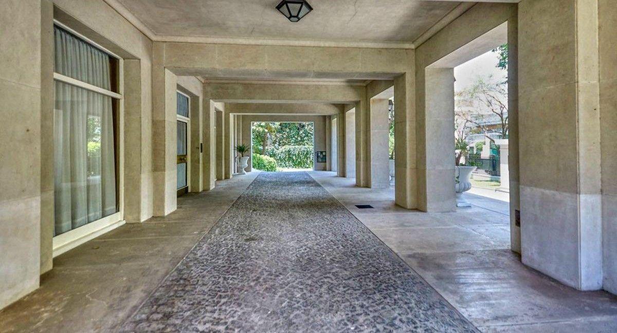 Foto de Venta - Edificio - Belgrano R -3367m2 - LUJOSO - 5 pisos - 18 cocheras, imagen 1