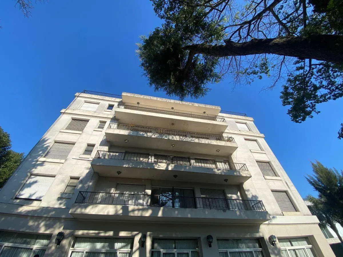 Venta - Edificio - Belgrano R -3367m2 - LUJOSO - 5 pisos - 18 cocheras - amenities - 455m2 x planta 5