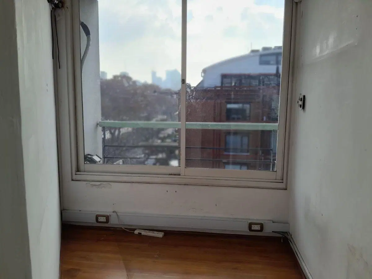 Alquiler - Oficina - Puerto Madero - Dock - 220 m2 - 1 cochera - vista regia a ciudad 2