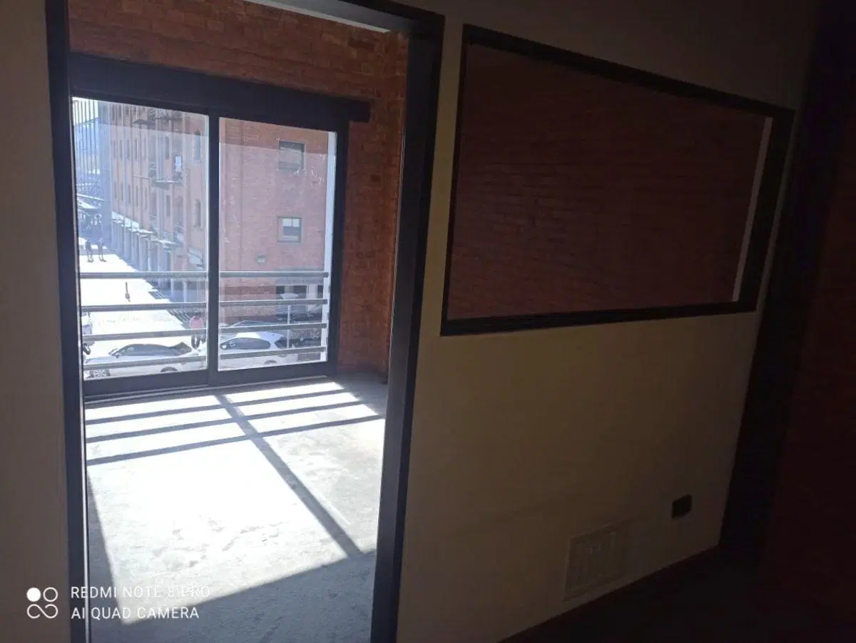 Alquiler - Oficina en Dock - Puerto Madero . 100 m2 - 2 baños - 1 cochera fija - vista 2