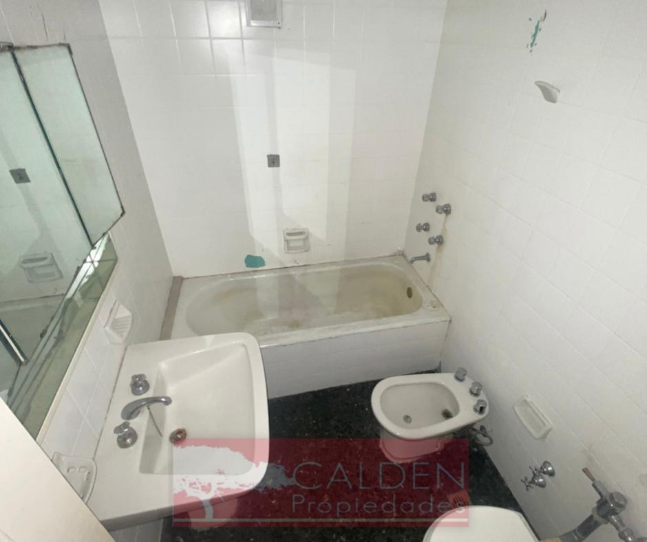 Venta 5 Ambientes C/dependencia y Cochera - Pueyrredon 2400 - Recoleta 4