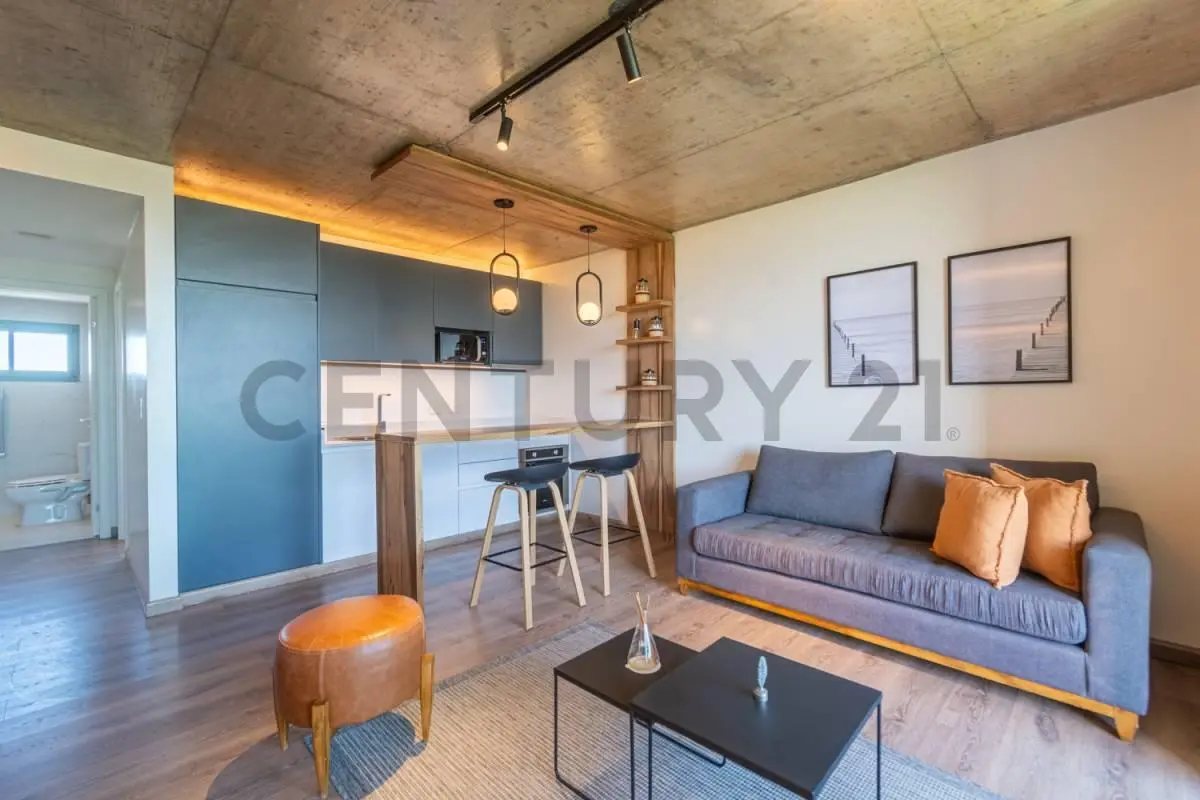Oportunidad inversor! 2 Ambientes a estrenar con balcón en Martín Coronado 5