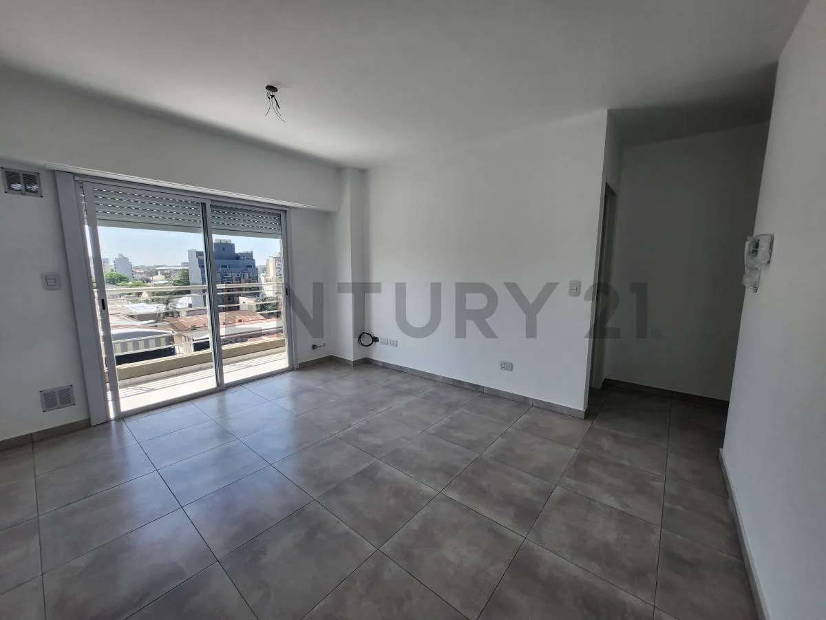 VENTA CASEROS CENTRO 2AMB POZO FINANCIA DIRECTO!