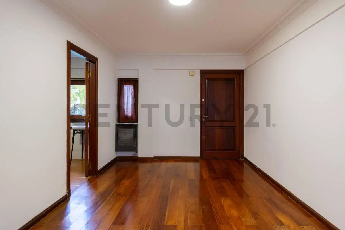VENTA DTO 2 AMB C/COCHERA Y BAULERA APTO CREDITO ACASSUSO 4