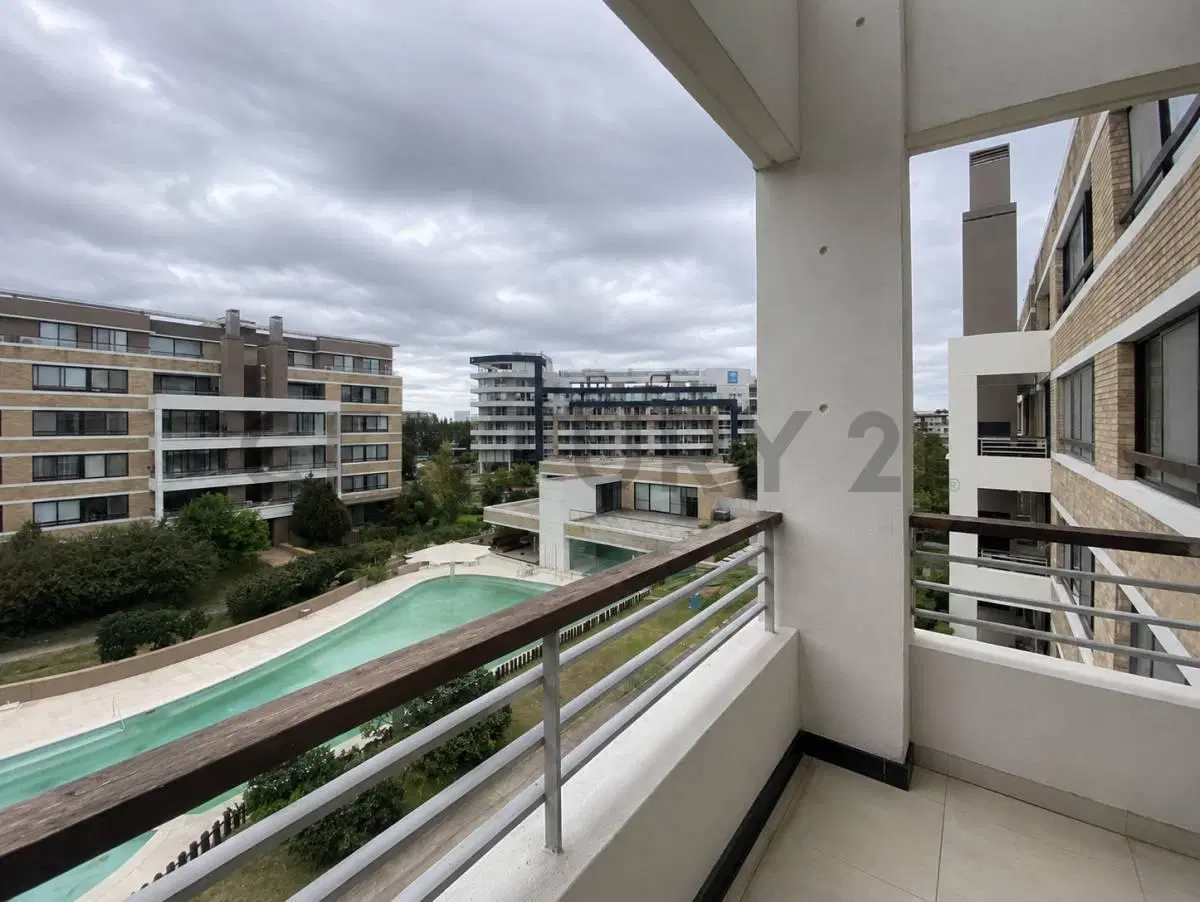 VENTA DTO 3 AMB C/COCHERA QUARTIER NORDELTA 5