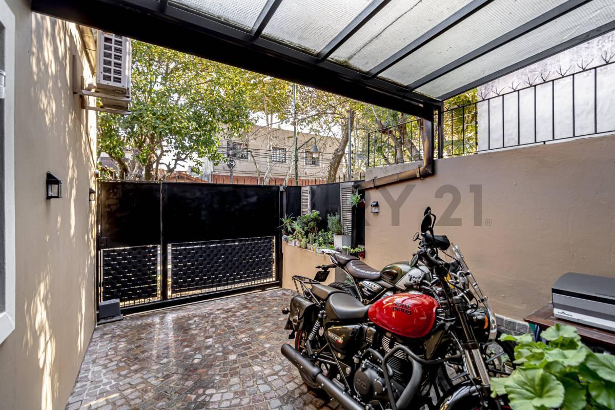 VENTA ¡Mudate ya! Impecable PH 4 amb en Martínez