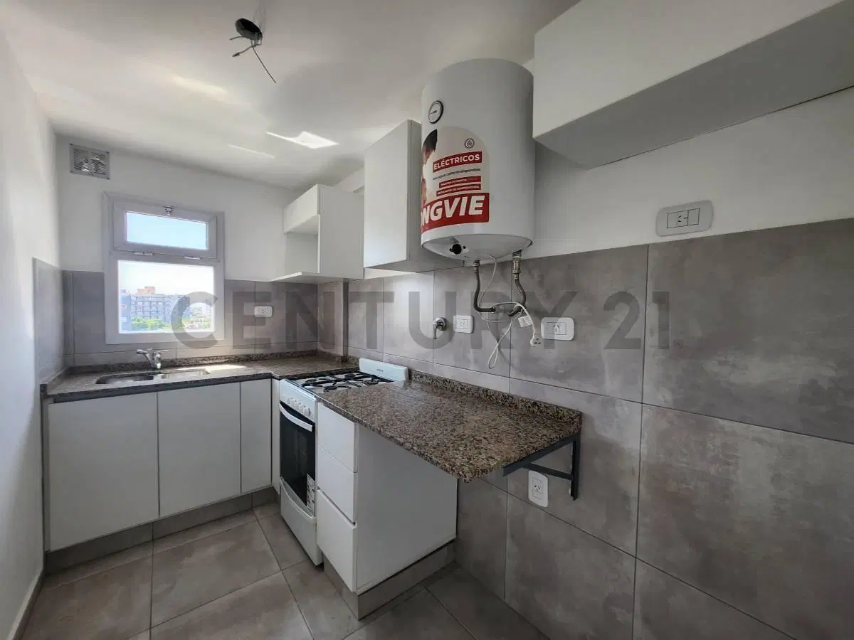 Hermoso 2 Ambientes Contrafrente con Balcón en el Corazón de Hurlingham! 2