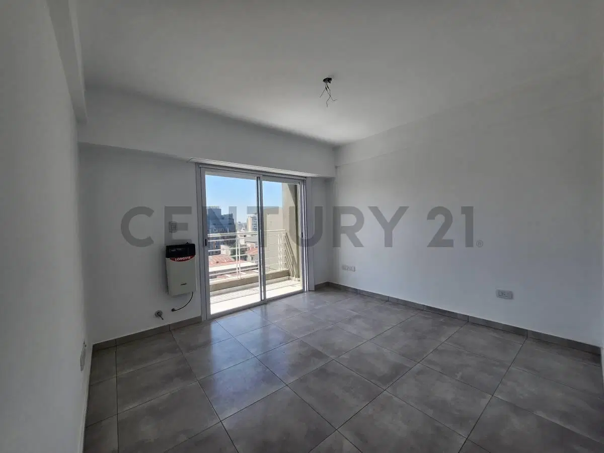 Hermoso 2 Ambientes Contrafrente con Balcón en el Corazón de Hurlingham! 4