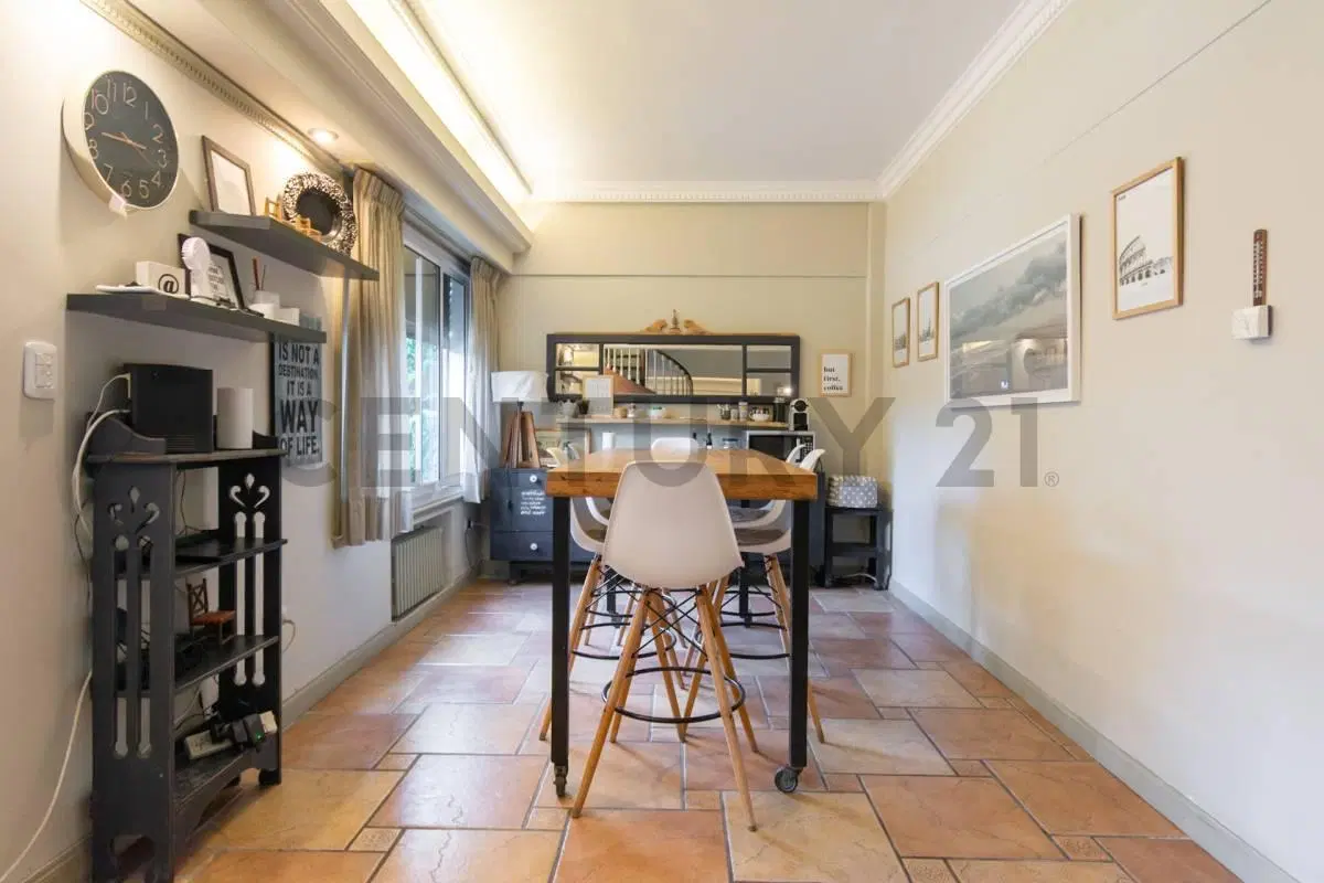 ESPECTACULAR CASA 7 AMBIENTES EN LA MEJOR ZONA DE ACASSUSO: GRAN JARDÍN, PILETA Y QUINCHO 8