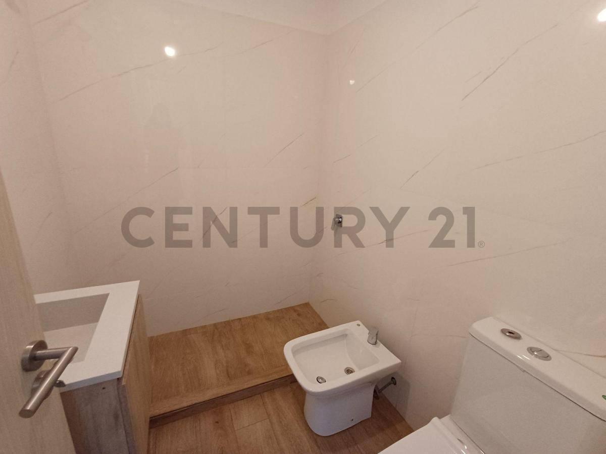 Foto de VENTA DUPLEX PILAR CAAMAÑO, imagen 2