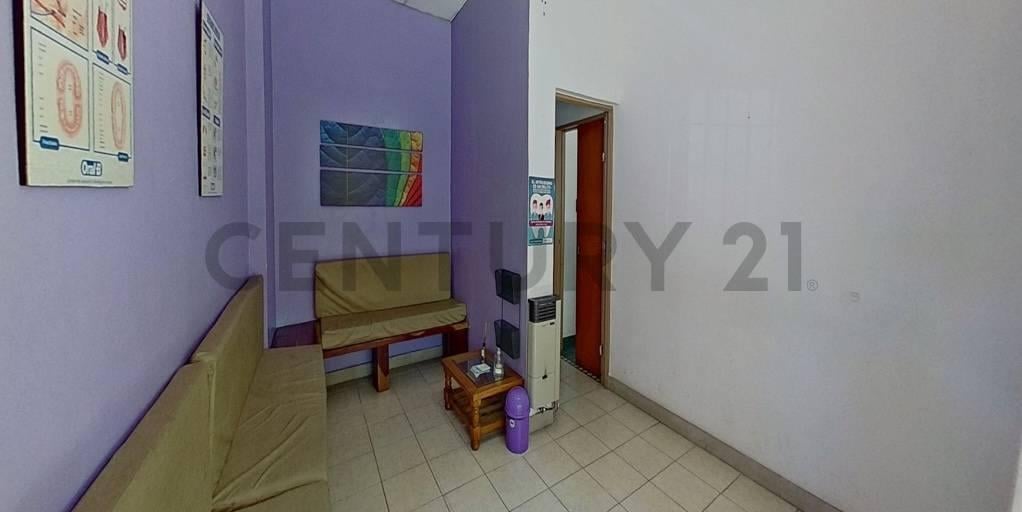 Foto de PH con Local o Consultorio al Frente Vivienda / Entrada Independiente., imagen 5