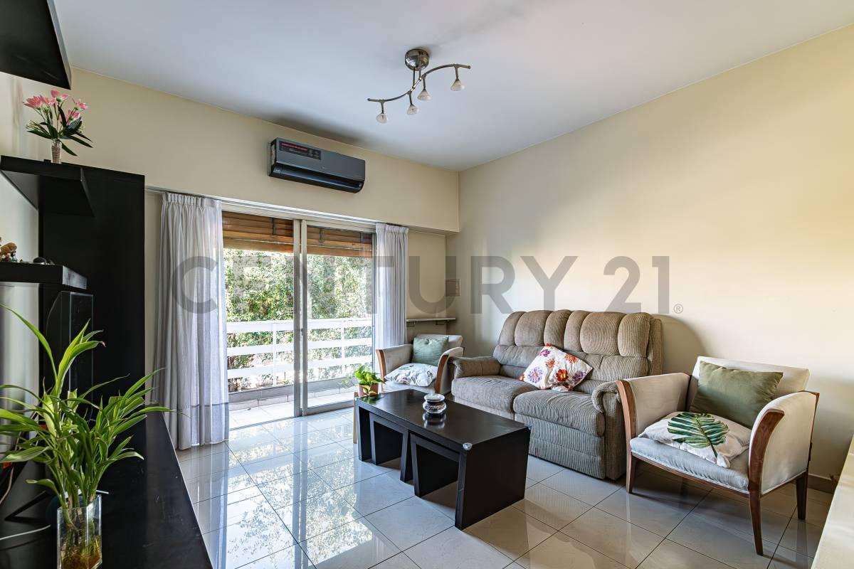 Foto de Oportunidad única 2 casas con entradas independientes. patio, Quincho, imagen 2