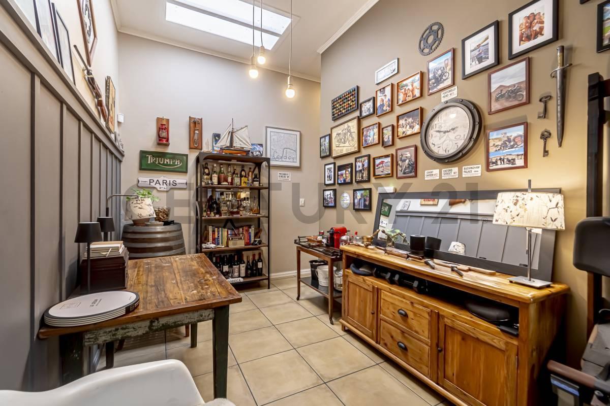 Foto de VENTA ¡Mudate ya! Impecable PH 4 amb en Martínez, imagen 5