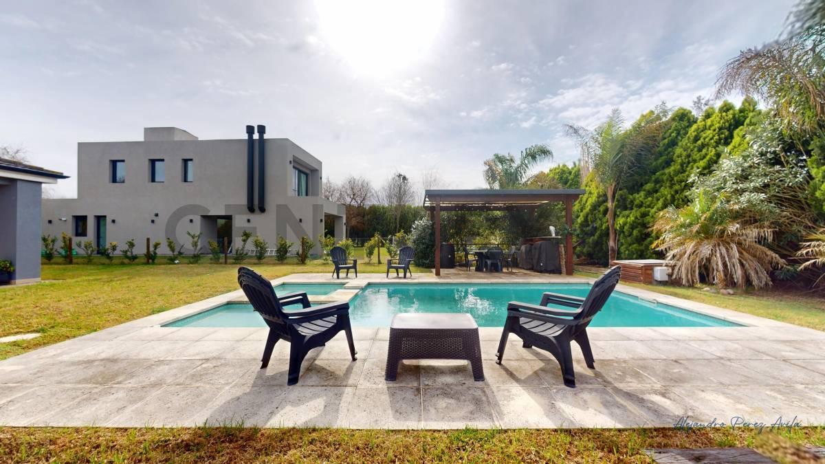 Foto de VENTA CASA 5 AMBIENTES BARRIO DON JOAQUIN EZEIZA, imagen 2